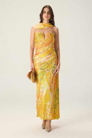 Saaksha & Kinni Yellow Chiffon Sweetheart Neck Daleyza Printed Pleated Dress at Aza Fashions Saaksha & Kinni_Yellow Chiffon Sweetheart Neck Daleyza Printed Pleated Dress _at_Aza_Fashions