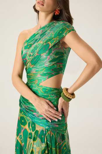 Saaksha & Kinni Green Chiffon One Shoulder Ally Floral Print Dress at Aza Fashions Saaksha & Kinni_Green Chiffon One Shoulder Ally Floral Print Dress _at_Aza_Fashions