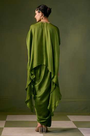 Prahnaaya Embroidered Top & Skirt Set 