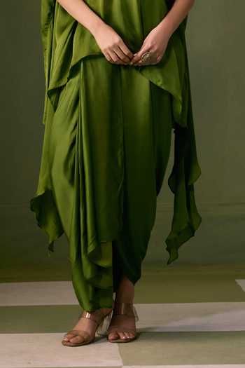 Prahnaaya Green Organza, Satin V-neck Embroidered Top And Skirt Set Online at Aza Fashions Prahnaaya_Green Organza, Satin V-neck Embroidered Top And Skirt Set _Online_at_Aza_Fashions
