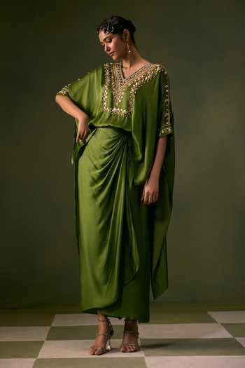 Shop Prahnaaya Green Satin V-neck Neckline Embroidered Top And Skirt Set Online at Aza Fashions Shop_Prahnaaya_Green Satin V-neck Neckline Embroidered Top And Skirt Set _Online_at_Aza_Fashions