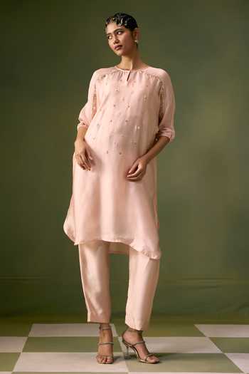 Prahnaaya Pink Organza, Satin Round , Keyhole Hand Embroidered Kurta And Pant Set at Aza Fashions Prahnaaya_Pink Organza, Satin Round , Keyhole Hand Embroidered Kurta And Pant Set _at_Aza_Fashions