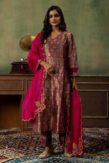 Ronak's Couture Woven Straight Kurta Set 