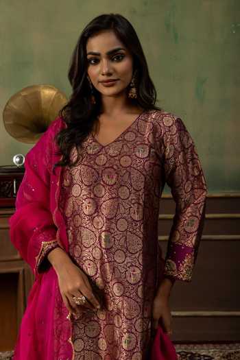Ronak's Couture Woven Straight Kurta Set 
