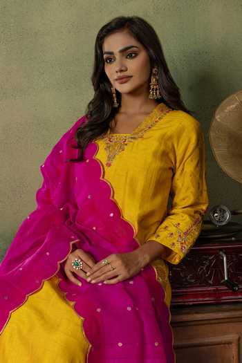 Ronak's Couture Zardozi Placement Embroidered Kurta Set 