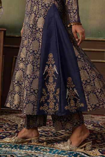 Shop Ronak's Couture Blue Brocade, Silk Square Neck Floral Woven Kurta Set Online at Aza Fashions Shop_Ronak's Couture_Blue Brocade, Silk Square Neck Floral Woven Kurta Set _Online_at_Aza_Fashions