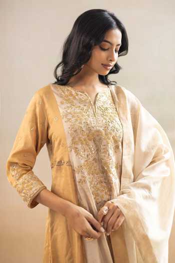 Ronak's Couture Gota Patti Embellished Kurta Set 