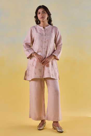 Kapaas Peach Linen Mandarin Collar Blossom Hand-embroidered Shirt And Pant Set Online at Aza Fashions Kapaas_Peach Linen Mandarin Collar Blossom Hand-embroidered Shirt And Pant Set _Online_at_Aza_Fashions