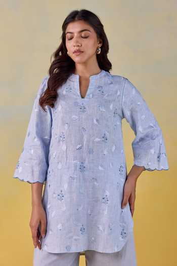Kapaas Sky Blue Linen Split V-neck, Yes Bloom Embroidered Kurta And Pant Set Online at Aza Fashions Kapaas_Sky Blue Linen Split V-neck, Yes Bloom Embroidered Kurta And Pant Set _Online_at_Aza_Fashions