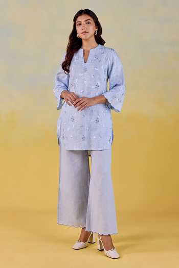 Shop Kapaas Sky Blue Linen Split V-neck, Yes Bloom Embroidered Kurta And Pant Set Online at Aza Fashions Shop_Kapaas_Sky Blue Linen Split V-neck, Yes Bloom Embroidered Kurta And Pant Set _Online_at_Aza_Fashions
