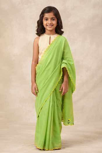 Vinusto Floral Embroidered Scallop Saree With Blouse For Kids