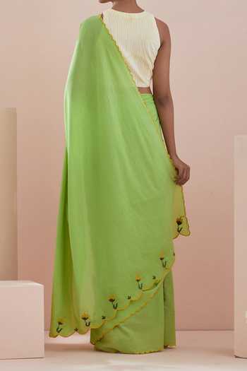 Vinusto Floral Embroidered Scallop Saree With Blouse For Kids