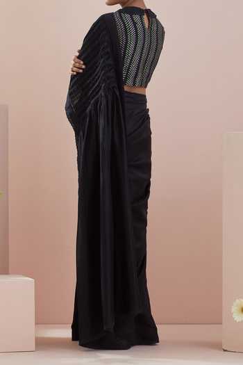 Shop_Vinusto_Black Chanderi, Textured Cotton Handwoven Pintucks Saree With Blouse For Kids
