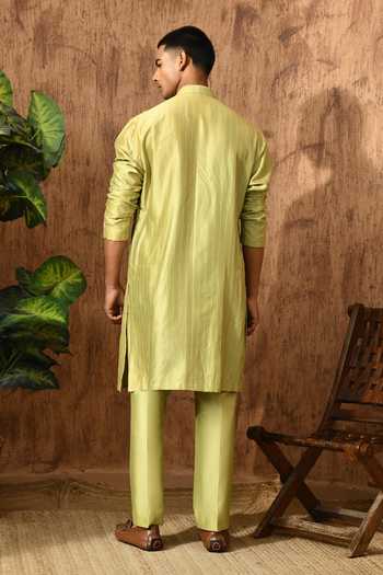 Sulakshna Jasra Zardozi Embroidered Chanderi Kurta & Pyjama Set 