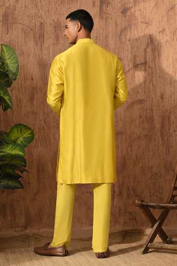 Sulakshna Jasra 3D Embroidery Chanderi Kurta Stole Set 