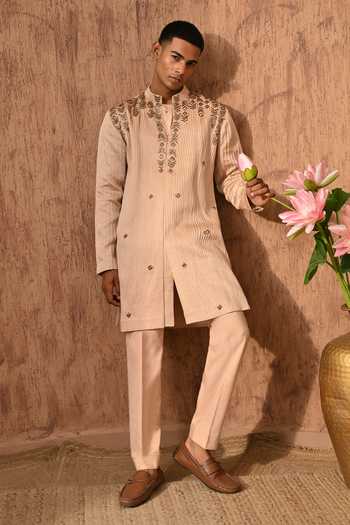 Sulakshna Jasra Linen Satin Kurta & Pant Set 