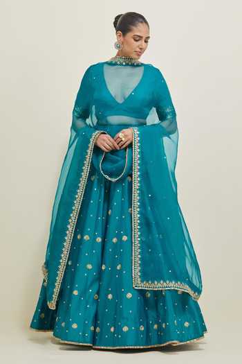 Ikshita Choudhary Hand Embroidered Chanderi Lehenga Set