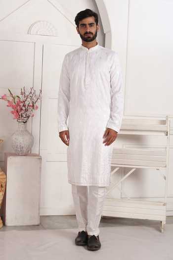 Arihant Rai Sinha_Off White Silk Embroidery Art Straight Kurta _at_Aza_Fashions