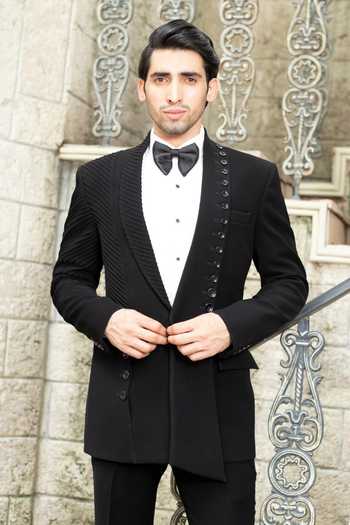 Courtyard By Abhi Classic Pintuck & Button Tuxedo Set 