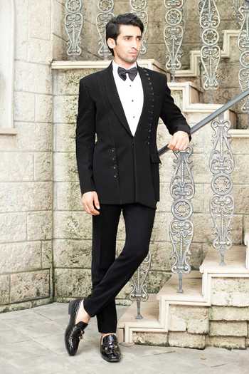 Courtyard By Abhi Classic Pintuck & Button Tuxedo Set 