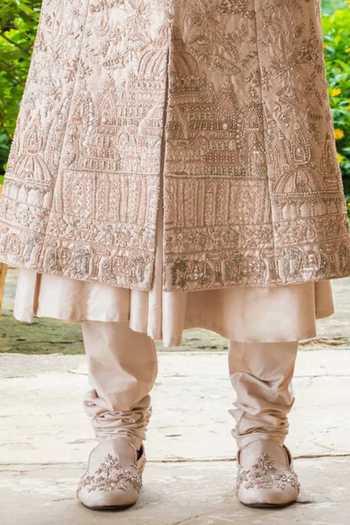 Courtyard By Abhi Rose Gold Silk Royale Embroidered Sherwani Set Online at Aza Fashions Courtyard By Abhi_Rose Gold Silk Royale Embroidered Sherwani Set _Online_at_Aza_Fashions