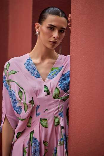 House Of Fett Multi Color Viscose V-neck Flower Pop Print Jumpsuit Online at Aza Fashions House Of Fett_Multi Color Viscose V-neck Flower Pop Print Jumpsuit _Online_at_Aza_Fashions