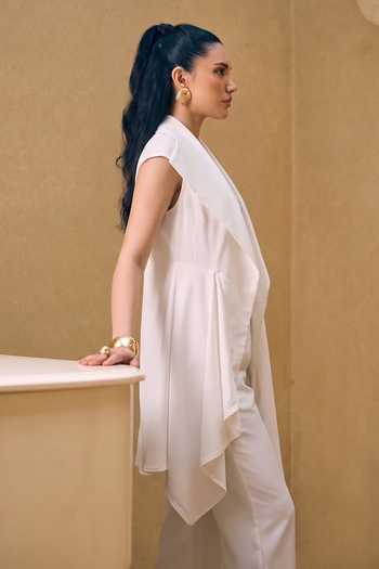 Shop House Of Fett White Satin, Polyester Sweetheart , Shawl Vanilla Pant Co-ord Set Online at Aza Fashions Shop_House Of Fett_White Satin, Polyester Sweetheart , Shawl Vanilla Pant Co-ord Set _Online_at_Aza_Fashions