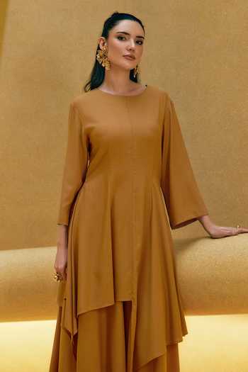 House Of Fett Brown Cotton, Viscose Round Neck Buttery Caramel Tunic And Pant Co-ord Set Online at Aza Fashions House Of Fett_Brown Cotton, Viscose Round Neck Buttery Caramel Tunic And Pant Co-ord Set _Online_at_Aza_Fashions