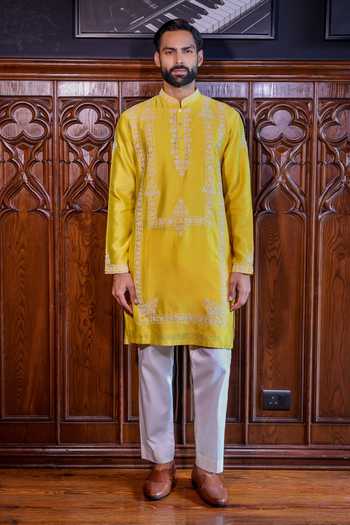 Jorah Men Embroidered Kurta Set 