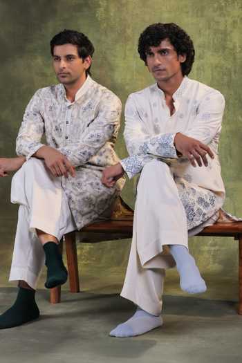 Shop Jorah Men Ivory Chanderi, Cotton Floral Embroidered Kurta Set Online at Aza Fashions Shop_Jorah Men_Ivory Chanderi, Cotton Floral Embroidered Kurta Set _Online_at_Aza_Fashions