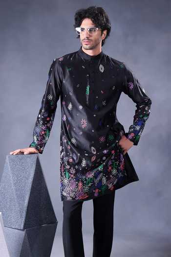 Jorah Men Black Chanderi, Twill Hand Embroidered Kurta Set Online at Aza Fashions Jorah Men_Black Chanderi, Twill Hand Embroidered Kurta Set _Online_at_Aza_Fashions