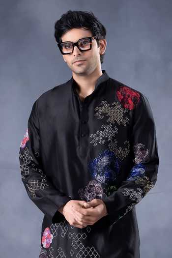 Jorah Men Black Chanderi, Twill Embroidered Kurta And Pant Set Online at Aza Fashions Jorah Men_Black Chanderi, Twill Embroidered Kurta And Pant Set _Online_at_Aza_Fashions