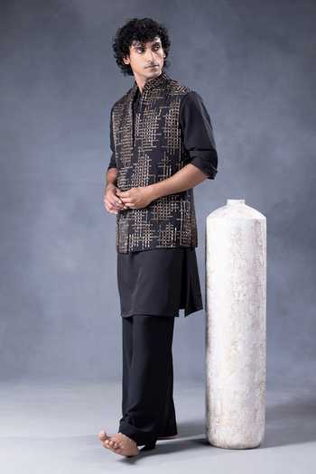 Jorah Men Embroidered Nehru Jacket Set 