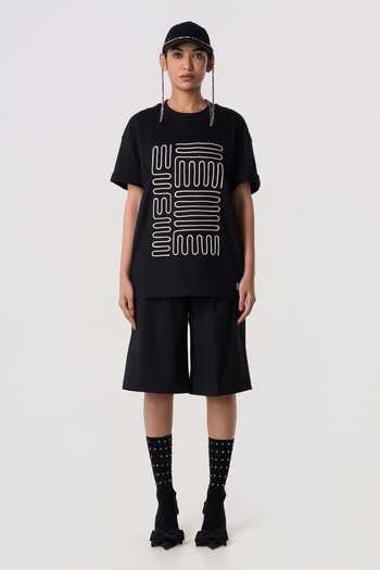 Buy Line Out Line Black Chanderi Round Neck Contour Piping T-shirt Online at Aza Fashions Buy_Line Out Line_Black Chanderi Round Neck Contour Piping T-shirt _Online_at_Aza_Fashions