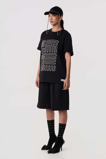 Line Out Line Black Chanderi Round Neck Contour Piping T-shirt at Aza Fashions Line Out Line_Black Chanderi Round Neck Contour Piping T-shirt _at_Aza_Fashions