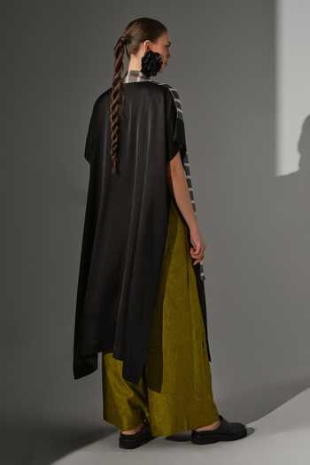 Stoique Dawn Ajrakh Oversized Kaftan 
