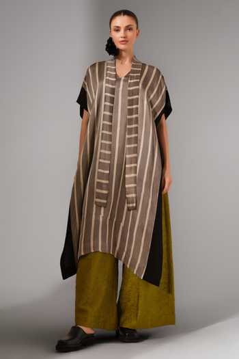 Stoique Dawn Ajrakh Oversized Kaftan 