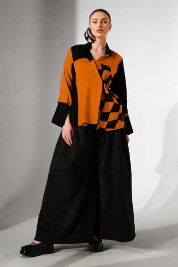 Stoique Black Silk Collared Neck Dew Patchwork Crushed Shirt Online at Aza Fashions Stoique_Black Silk Collared Neck Dew Patchwork Crushed Shirt _Online_at_Aza_Fashions