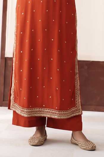 Basanti Kapde aur Koffee_Orange Viscose Georgette V-neck Rust Elan Embroidered Kurta And Pant Set _Online_at_Aza_Fashions
