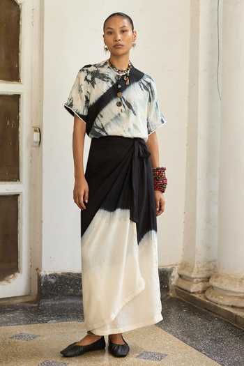 Buy_Medha_Black Cotton Round Neck Piano Tie Dye Pattern Shirt _Online_at_Aza_Fashions
