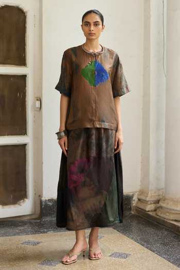 Buy Medha Brown Silk Round Neck Alluvial Bandhani Motif T Shirt Online at Aza Fashions Buy_Medha_Brown Silk Round Neck Alluvial Bandhani Motif T Shirt _Online_at_Aza_Fashions