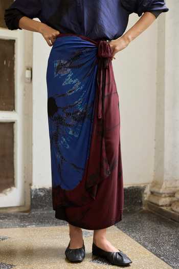 Medha Blue Cotton Electus Bandhani Motif Wrap Skirt Online at Aza Fashions Medha_Blue Cotton Electus Bandhani Motif Wrap Skirt _Online_at_Aza_Fashions