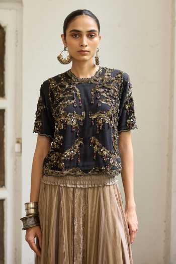 Medha Galaxy Embroidered T Shirt 