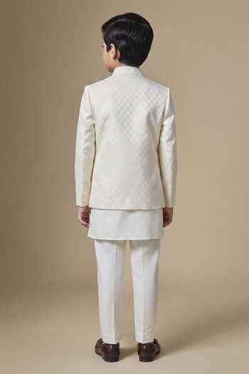 SPRING BREAK Embroidered Jacket & Kurta Set 