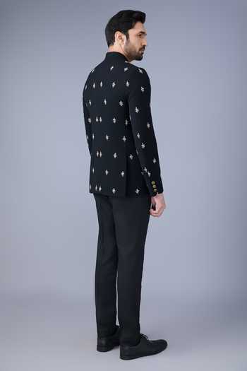 Varoin Marwah Black Embroidered Bandhgala 