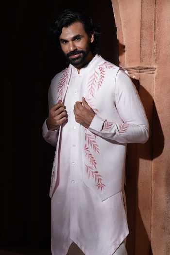 Buy_Varoin Marwah_Pink Silk Embroidery Blushvine Nehru Jacket And Kurta Set _Online_at_Aza_Fashions
