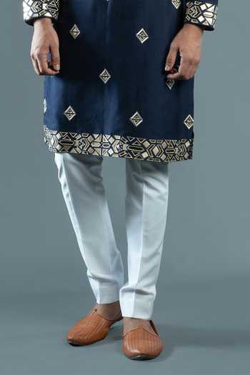 Varoin Marwah Blue Silk Stars Cast Embroidered Kurta Set Online at Aza Fashions Varoin Marwah_Blue Silk Stars Cast Embroidered Kurta Set _Online_at_Aza_Fashions