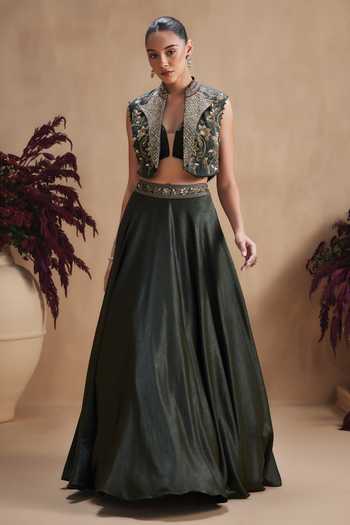 Niamh By Kriti Green Silk Satin Mandarin Collar, V-neck Emerald Regal Jacket Lehenga Set Online at Aza Fashions Niamh By Kriti_Green Silk Satin Mandarin Collar, V-neck Emerald Regal Jacket Lehenga Set _Online_at_Aza_Fashions