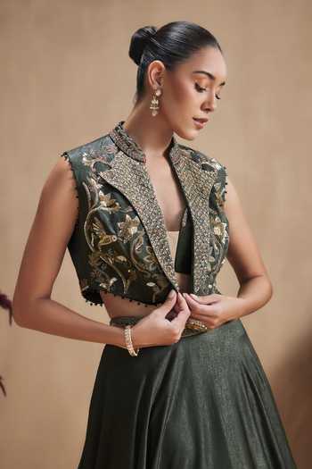 Niamh By Kriti Green Silk Satin Mandarin Collar, V-neck Emerald Regal Jacket Lehenga Set at Aza Fashions Niamh By Kriti_Green Silk Satin Mandarin Collar, V-neck Emerald Regal Jacket Lehenga Set _at_Aza_Fashions