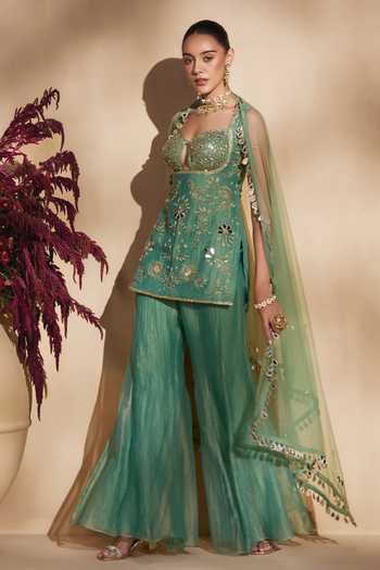 Niamh By Kriti Green Silk, Tissue Sweetheart Neck, Yes Embellished Kurta Sharara Set at Aza Fashions Niamh By Kriti_Green Silk, Tissue Sweetheart Neck, Yes Embellished Kurta Sharara Set _at_Aza_Fashions